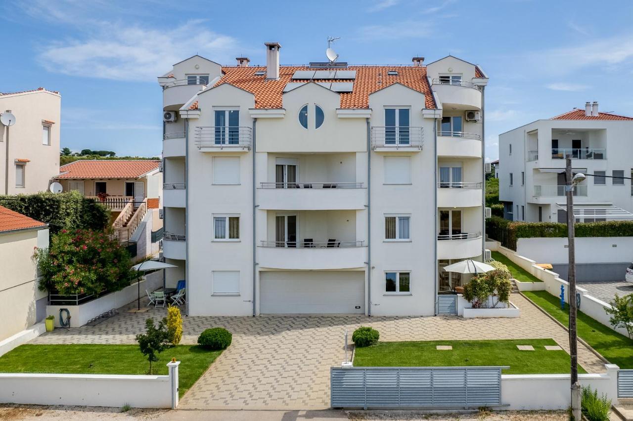 Villa Mirela Petrcane Exterior foto